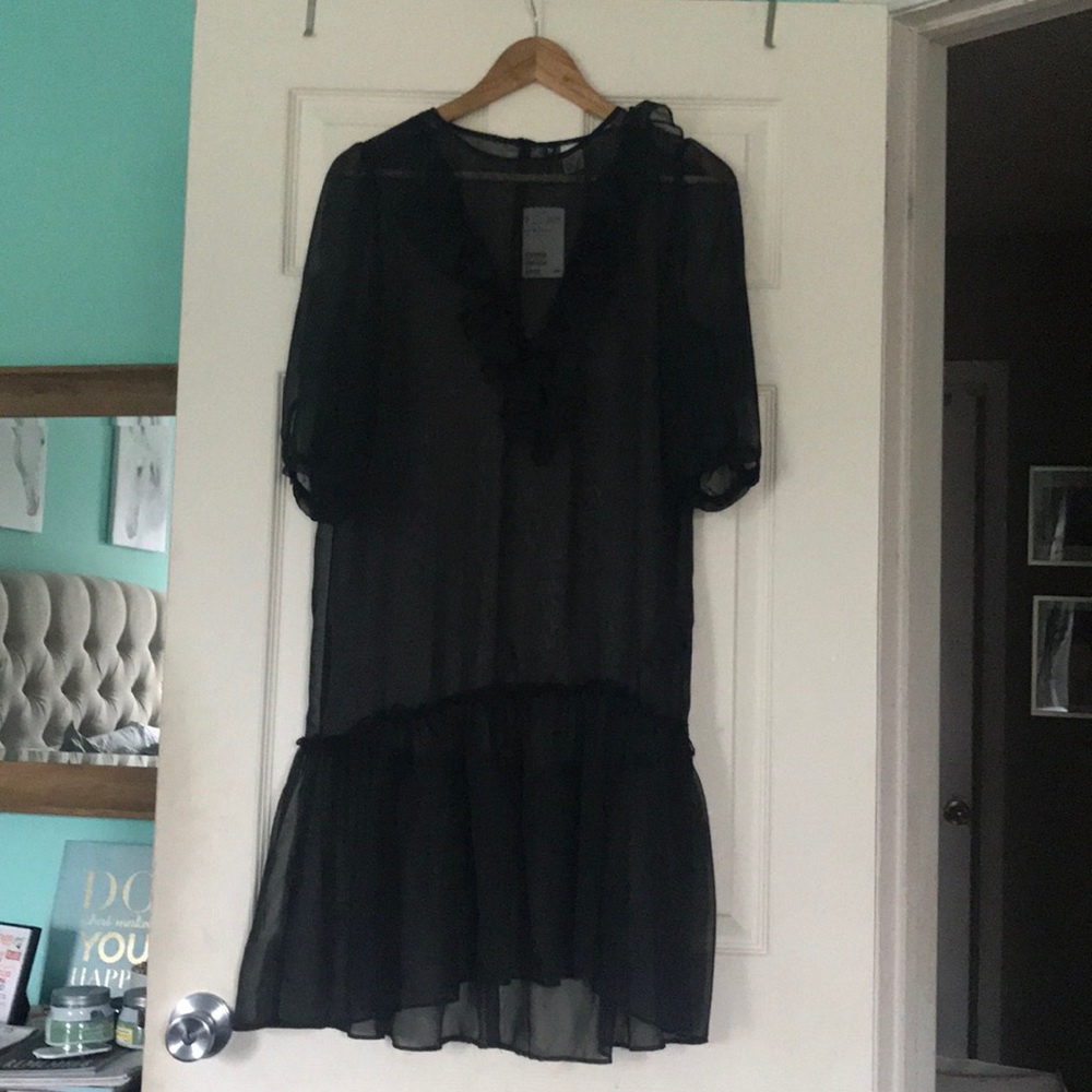Dress - Picture 2 of 3